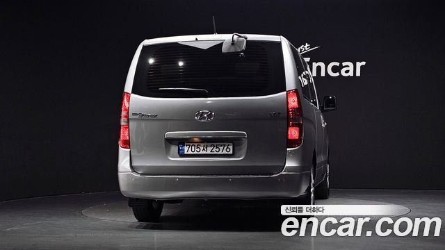 Hyundai Grand Starex Wagon 12-Seater Smart 2020 — фото 4