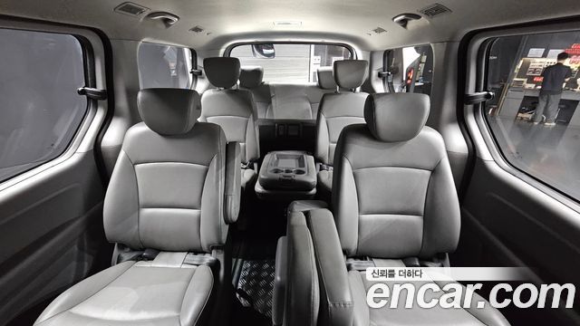 Hyundai Grand Starex Wagon 12-Seater Smart 2020 — фото 12