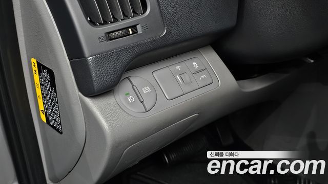 Hyundai Grand Starex Wagon 12-Seater Smart 2020 — фото 16