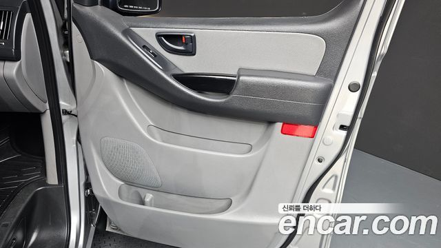 Hyundai Grand Starex Wagon 12-Seater Smart 2020 — фото 25