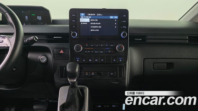 Hyundai Staria L3.5  Kinder Safety Car 15-Seater 2024 — фото 15