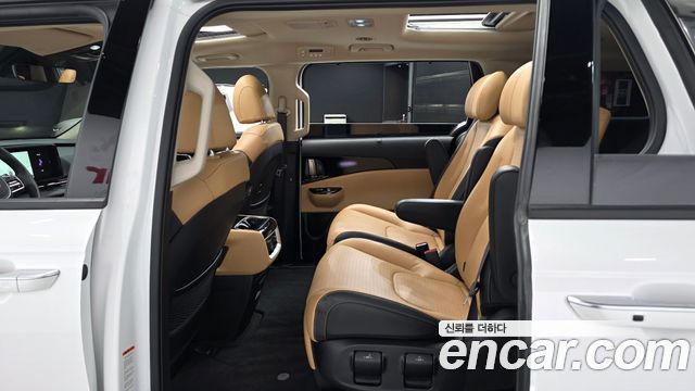 Kia Carnival (IV) Diesel 7-Seater Signature 2023 — фото 12