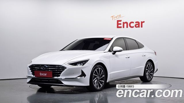 Hyundai Sonata (DN8) 2.0 Premium Family 2021 — фото 11