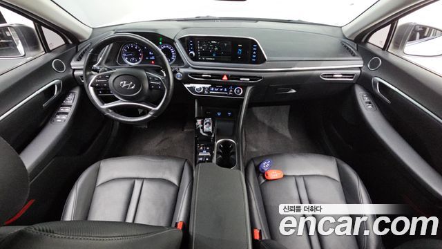 Hyundai Sonata (DN8) 2.0 Premium Family 2021 — фото 7