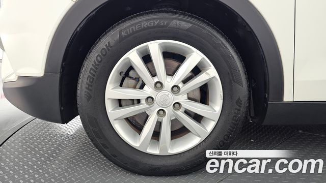 KG Mobility (SsangYong) Tivoli VX 2WD 2015 — фото 5