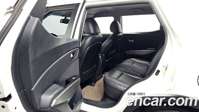 KG Mobility (SsangYong) Tivoli VX 2WD 2015 — фото 11