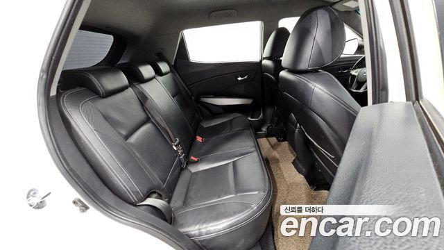 KG Mobility (SsangYong) Tivoli VX 2WD 2015 — фото 12
