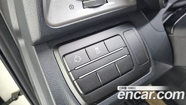 KG Mobility (SsangYong) Tivoli VX 2WD 2015 — фото 13