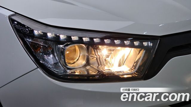 KG Mobility (SsangYong) Tivoli VX 2WD 2015 — фото 22