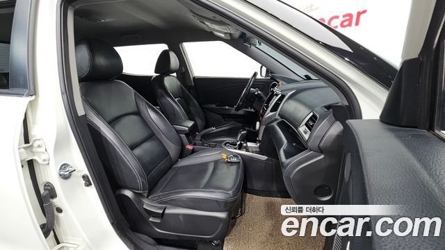 KG Mobility (SsangYong) Tivoli VX 2WD 2015 — фото 26