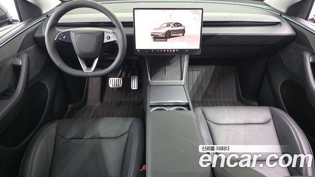Tesla Model Y Long Range AWD 2025 — фото 7