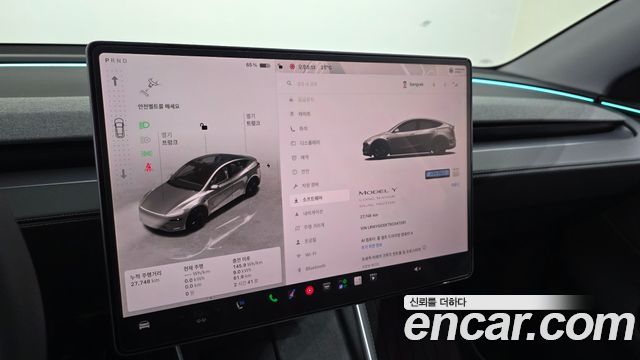 Tesla Model Y Long Range AWD 2025 — фото 8