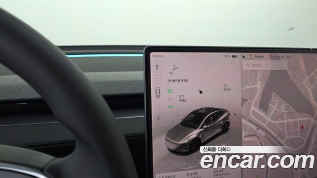 Tesla Model Y Long Range AWD 2025 — фото 9