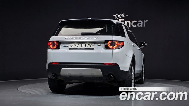 Land Rover Discovery Sport 2.0 TD4 HSE Luxury 2016 — фото 4