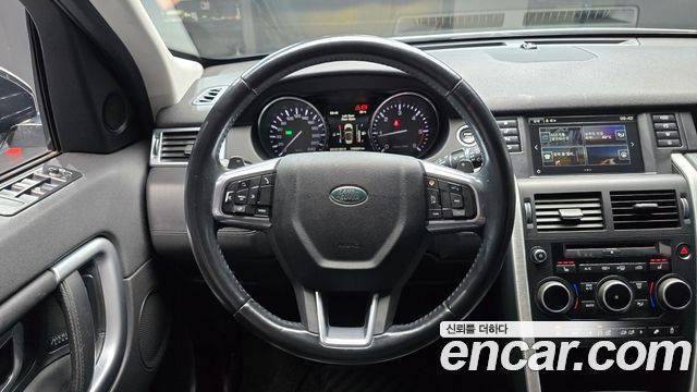 Land Rover Discovery Sport 2.0 TD4 HSE Luxury 2016 — фото 13