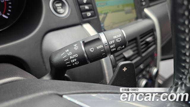 Land Rover Discovery Sport 2.0 TD4 HSE Luxury 2016 — фото 16