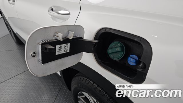 Hyundai Santa Fe Diesel 2.2 2WD Exclusive 2022 — фото 38