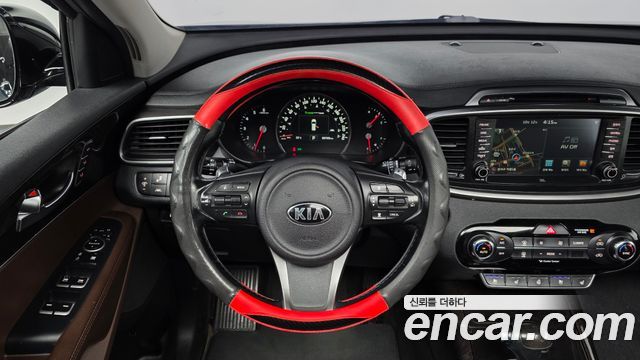 Kia Sorento Diesel 2.0 2WD Noblesse Special 2016 — фото 13