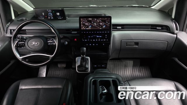 Hyundai Staria Tourer 11-Seater Modern 2023 — фото 7