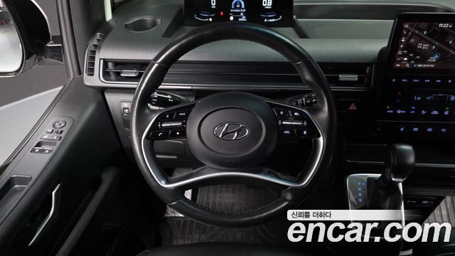 Hyundai Staria Tourer 11-Seater Modern 2023 — фото 13
