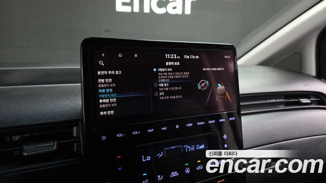 Hyundai Staria Tourer 11-Seater Modern 2023 — фото 17