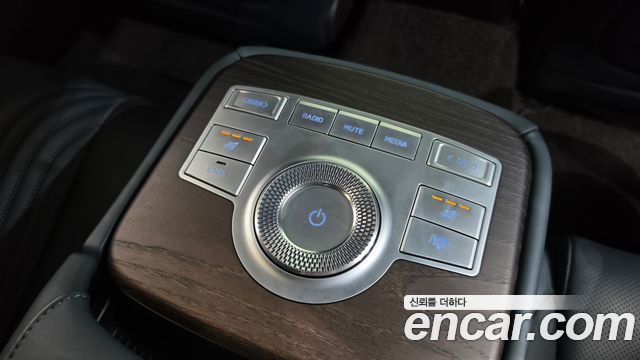 Genesis G80 (RG3) Gasoline 2.5 Turbo AWD 2022 — фото 34