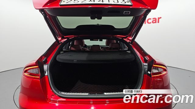 Kia Stinger 3.3 Turbo AWD GT 2020 — фото 20