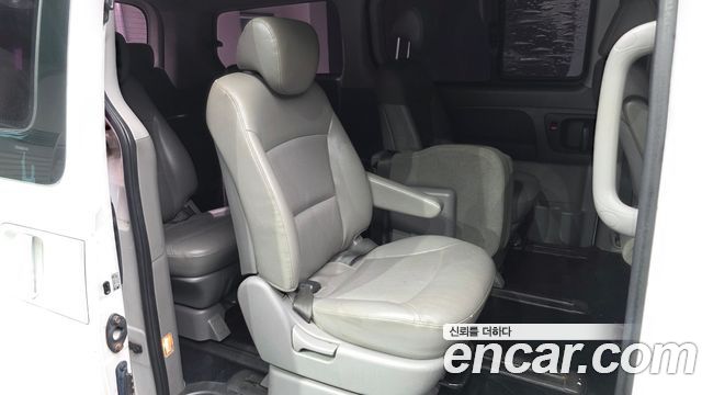 Hyundai Grand Starex 12-Seater Wagon Smart 2016 — фото 12