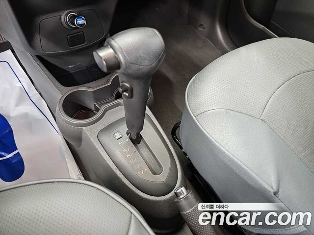 Chevrolet Spark LPG L 2014 — фото 8