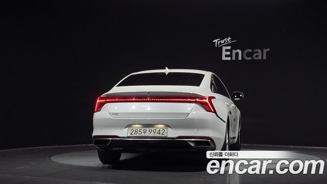 Kia K8 2.5 Gasoline 2WD Noblesse 2022 — фото 4