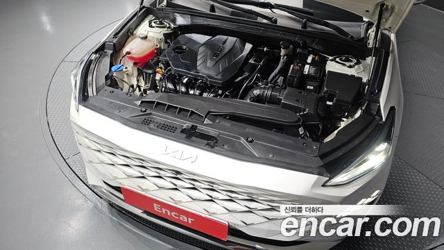 Kia K8 2.5 Gasoline 2WD Noblesse 2022 — фото 6