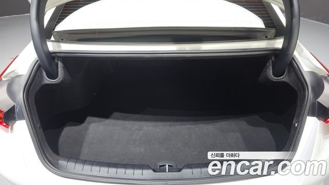 Kia K8 2.5 Gasoline 2WD Noblesse 2022 — фото 20