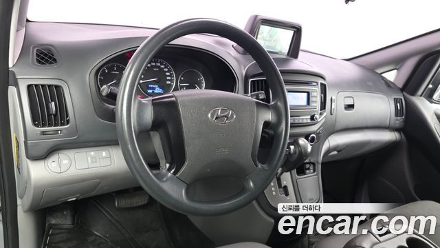 Hyundai Grand Starex 3-Seater VAN Smart 2018 — фото 13