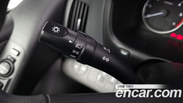 Hyundai Grand Starex 3-Seater VAN Smart 2018 — фото 28