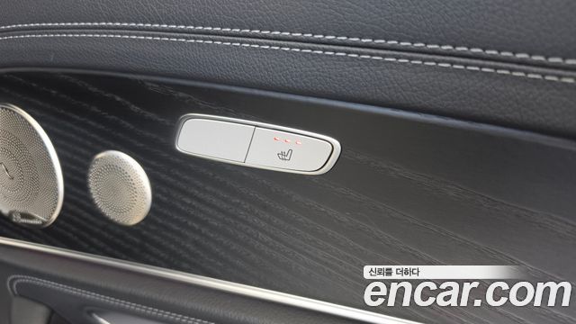 Mercedes-Benz E-Class (W213) E220d 4MATIC AMG Line 2022 — фото 19