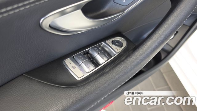 Mercedes-Benz E-Class (W213) E220d 4MATIC AMG Line 2022 — фото 29