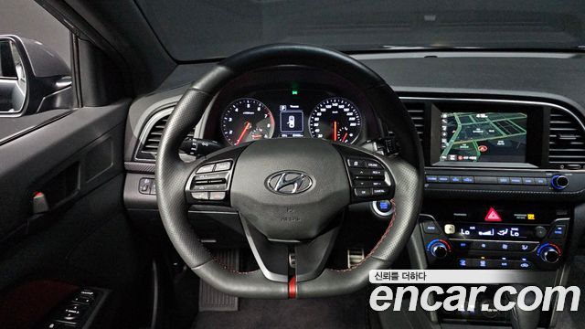 Hyundai Avante (AD) 1.6 Turbo Sport 2017 — фото 12