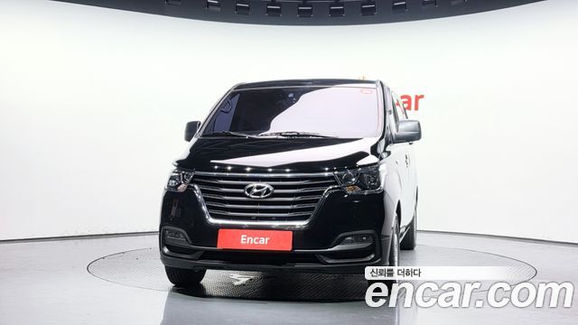 Hyundai Grand Starex Van 3-Seater Style 2019 — фото 3