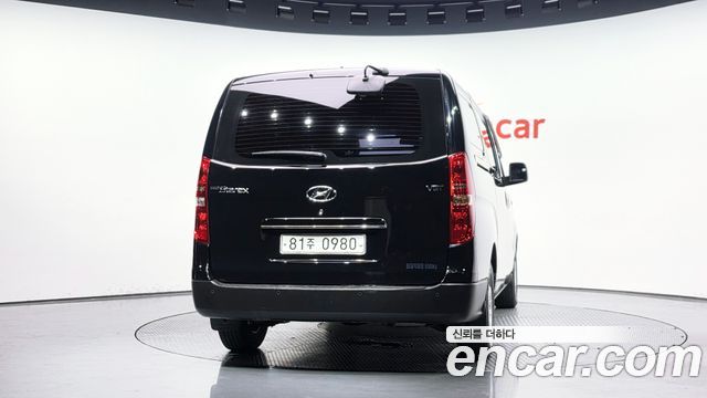 Hyundai Grand Starex Van 3-Seater Style 2019 — фото 4