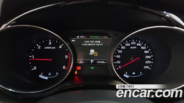 Kia Carnival 9-Seater Hi-Limousine Noblesse Special 2019 — фото 8