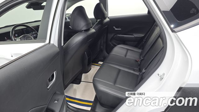 Hyundai Kona (SX2) Gasoline 1.6 Turbo 2WD Modern 2023 — фото 12