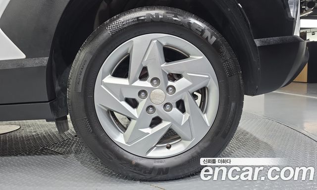 Hyundai Kona (SX2) Gasoline 1.6 Turbo 2WD Modern 2023 — фото 21