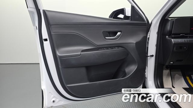 Hyundai Kona (SX2) Gasoline 1.6 Turbo 2WD Modern 2023 — фото 24