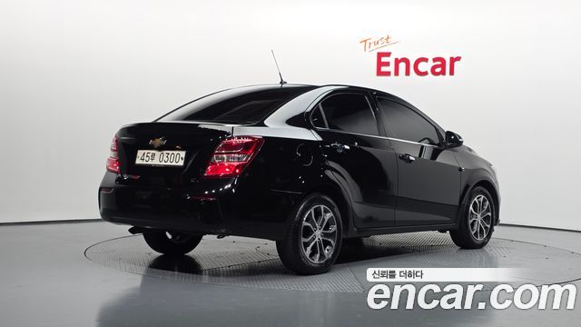 Chevrolet Aveo Sedan 1.4 Turbo LT 2017 — фото 2