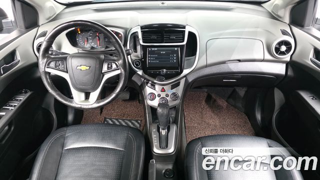 Chevrolet Aveo Sedan 1.4 Turbo LT 2017 — фото 7