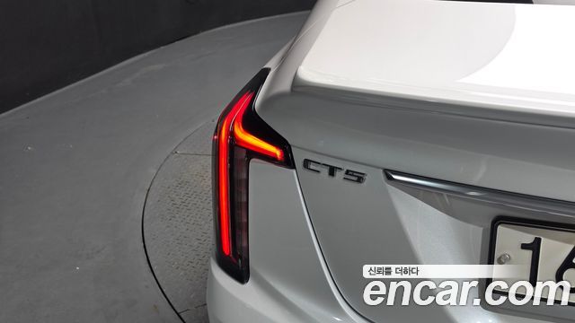 Cadillac CT5 2.0 Sport 2020 — фото 23