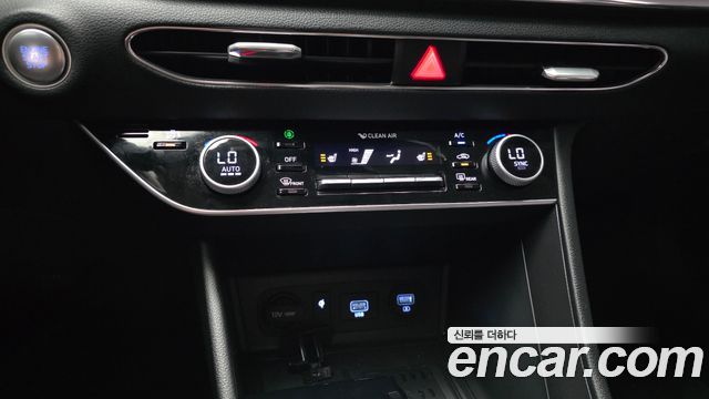 Hyundai Sonata (DN8) 2.0 Premium 2020 — фото 17