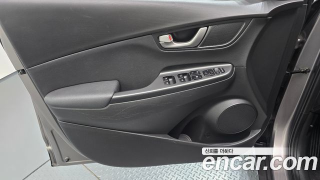 Hyundai Kona 1.6 Turbo 2WD Modern 2018 — фото 24
