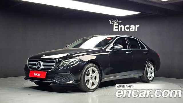 Mercedes-Benz E-Class (W213) E220d 4MATIC Avantgarde 2017 — фото 1