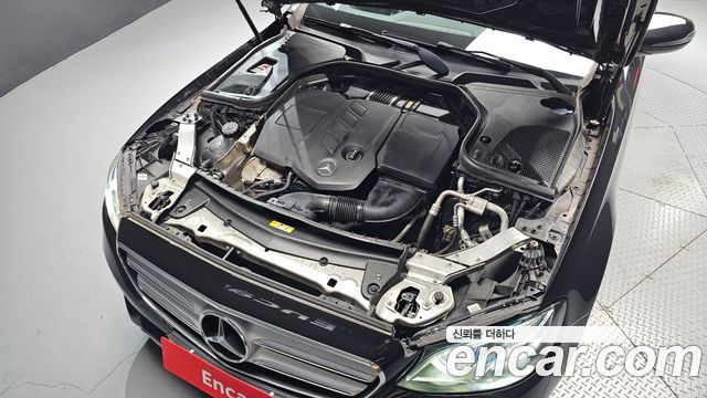 Mercedes-Benz E-Class (W213) E220d 4MATIC Avantgarde 2017 — фото 6